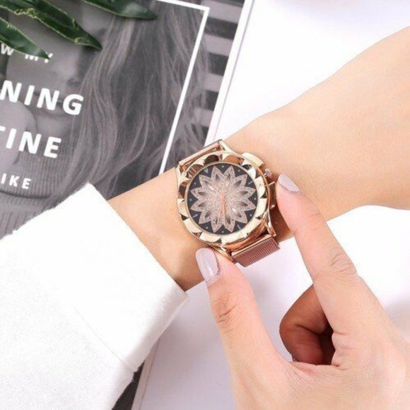 Fashion Women Rose Gold Flower Vansvar Rhinestone Wrist Watch main image 5